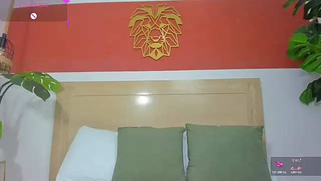 lili cardenas  online show from February 5, 2:27 am