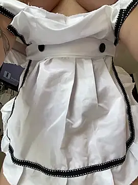 montmariana online show from April 17, 5:05 pm