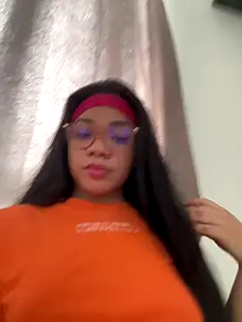 ashley Tompson1 online show from November 10, 2:16 pm