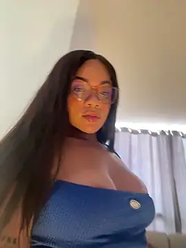Snapshot of ashley_Tompson1 chatting on April 25, 12:41 pm ashley Tompson1 online show from April 25, 12:41 pm