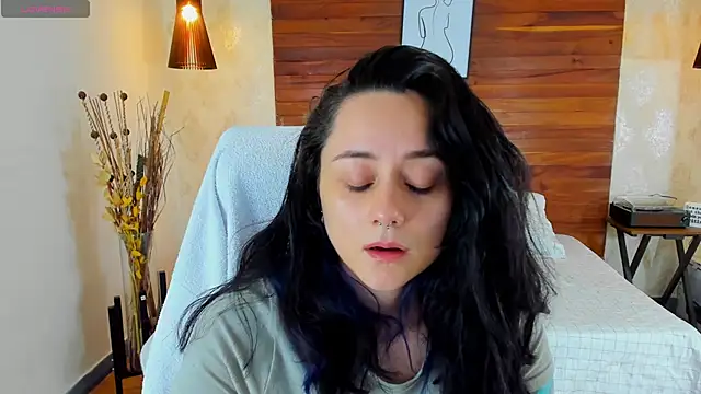 KatherineBond online show from February 20, 9:20 pm