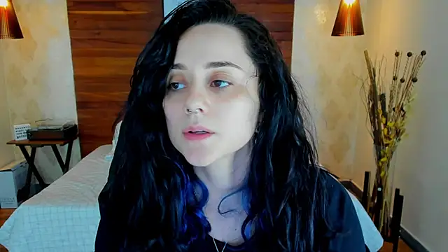 KatherineBond online show from February 24, 9:20 pm