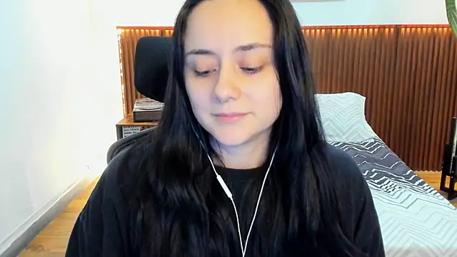 KatherineBond online show from December 13, 9:09 pm