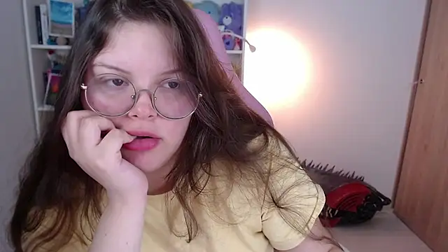 Gabiwaifu online show from April 26, 5:43 pm