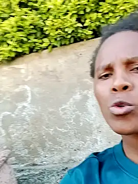 Snapshot of kelsie421 chatting on December 12, 12:55 pm kelsie421 online show from December 12, 12:55 pm