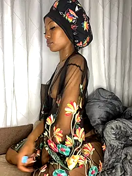 Snapshot of kelsie421 chatting on October 19, 9:26 pm kelsie421 online show from October 19, 9:26 pm