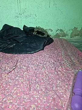 Priya Bong online show from February 11, 3:39 pm