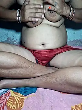 Snapshot of Priya_Bong chatting on April 27, 11:41 am Priya Bong online show from April 27, 11:41 am