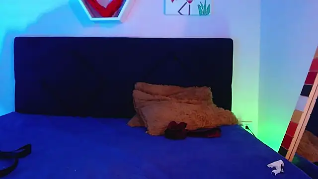 Snapshot of AnnaliOlsenX chatting on December 19, 7:29 pm AnnaliOlsenX online show from December 19, 7:29 pm