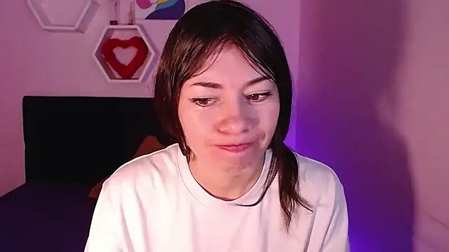 Snapshot of AnnaliOlsenX chatting on December 23, 1:03 pm AnnaliOlsenX online show from December 23, 1:03 pm