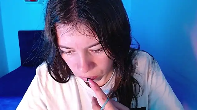 Snapshot of AnnaliOlsenX chatting on January 3, 2:08 pm AnnaliOlsenX online show from January 3, 2:08 pm