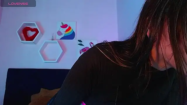 Snapshot of AnnaliOlsenX chatting on January 7, 4:27 pm AnnaliOlsenX online show from January 7, 4:27 pm