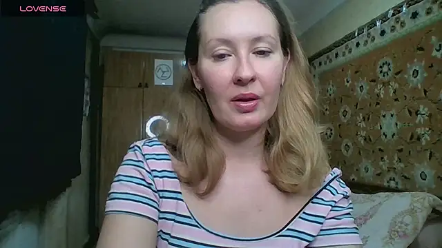 AnnaXLovers online show from November 20, 12:27 pm