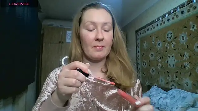 AnnaXLovers online show from February 13, 1:40 pm