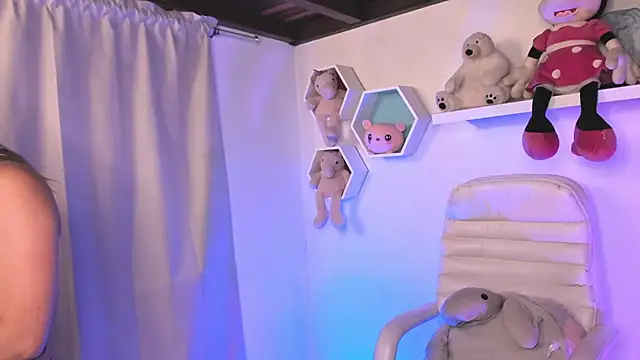 Snapshot of Nataliia_09 chatting on January 3, 3:27 am Nataliia 09 online show from January 3, 3:27 am