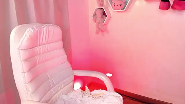 Snapshot of Nataliia_09 chatting on January 21, 1:29 am Nataliia 09 online show from January 21, 1:29 am