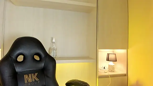 tamaraa smiith online show from November 21, 7:34 pm