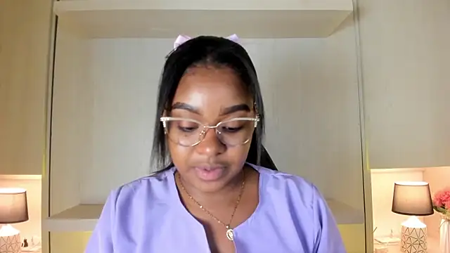 tamaraa smiith online show from November 25, 7:58 pm