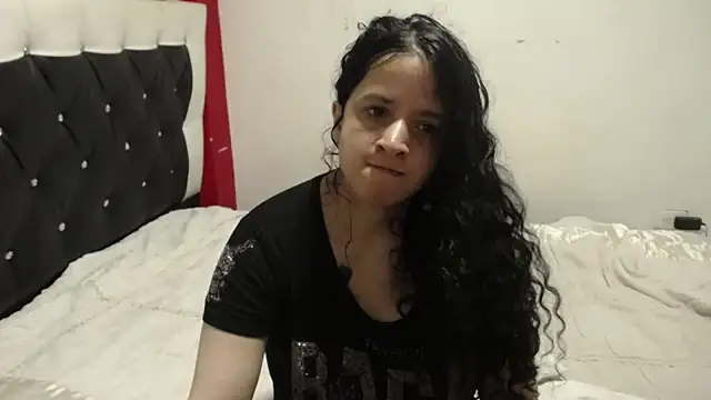 Katty Bones online show from October 21, 4:13 am