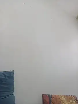 Snapshot of VanillaSeXy chatting on March 27, 7:47 am VanillaSeXy online show from March 27, 7:47 am