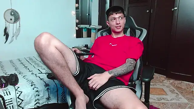 aaron blug online show from December 12, 3:43 am