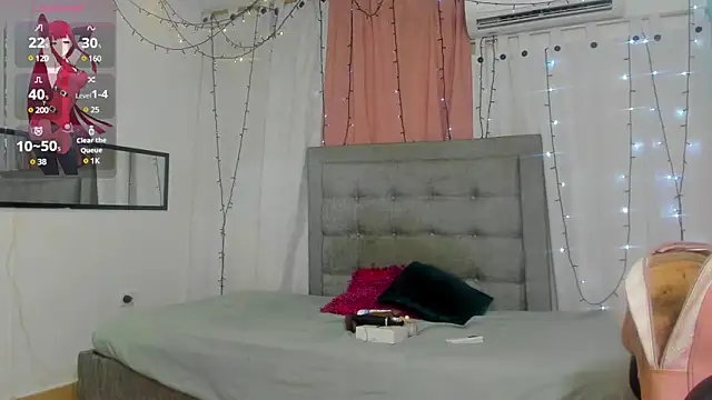 Snapshot of emy_0 chatting on December 31, 5:51 pm emy 0 online show from December 31, 5:51 pm