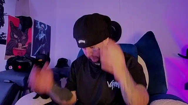 Ash gusbig online show from February 1, 2:21 am