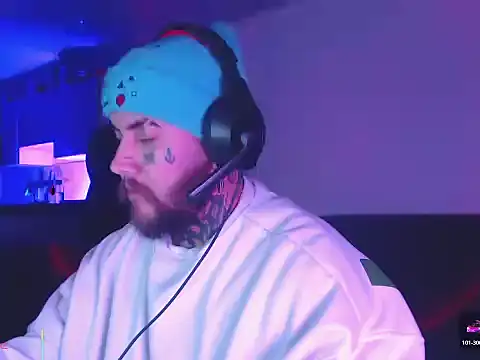 Ash gusbig online show from March 3, 3:45 am