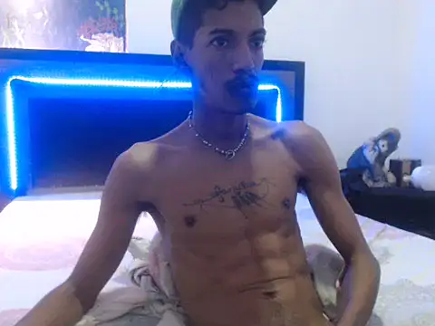 AlbertBigCock online show from January 15, 4:50 am