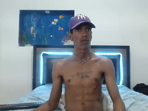 AlbertBigCock online show from February 10, 3:54 am