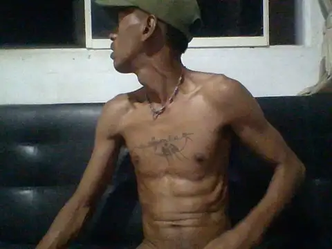 Snapshot of AlbertBigCock chatting on July 29, 7:39 am AlbertBigCock online show from July 29, 7:39 am