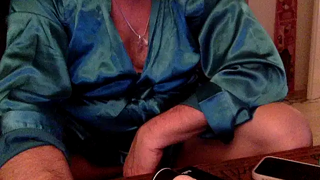 Snapshot of Bobby5169 chatting on December 25, 5:58 pm Bobby5169 online show from December 25, 5:58 pm