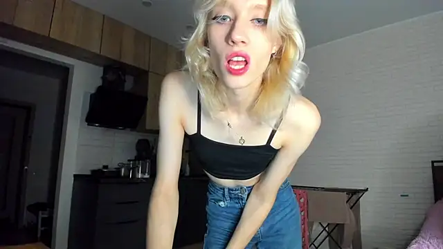  Alice Kitty online show from December 2, 9:36 am