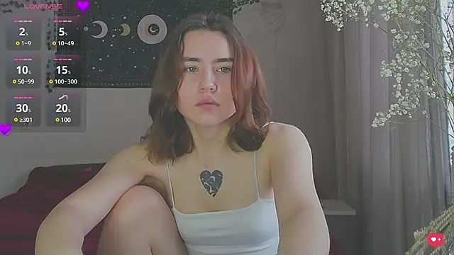 Snapshot of Aurora_workerr chatting on February 10, 2:30 am Aurora workerr online show from February 10, 2:30 am