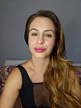 Snapshot of Nina_Sport chatting on February 5, 9:29 pm Nina Sport online show from February 5, 9:29 pm