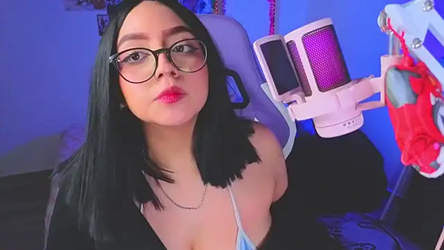 AnngelaSkye online show from March 28, 10:48 am