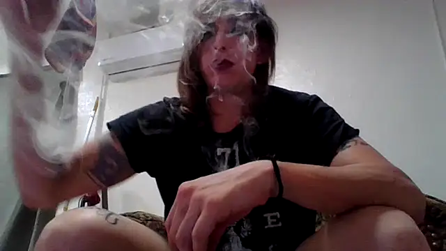 Turning2Jade online show from October 25, 1:46 am