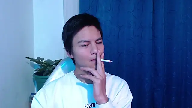 Snapshot of alanprince44 chatting on January 21, 11:24 pm alanprince44 online show from January 21, 11:24 pm