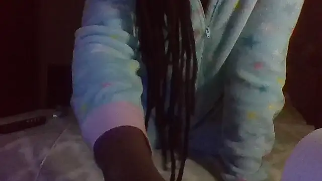 Snapshot of EbonyFetishQueen chatting on April 22, 1:30 am EbonyFetishQueen online show from April 22, 1:30 am