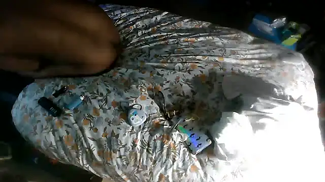 Snapshot of EbonyFetishQueen chatting on June 10, 3:29 am EbonyFetishQueen online show from June 10, 3:29 am