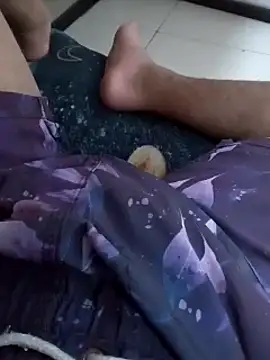 Snapshot of maikinhopL chatting on November 16, 3:12 am maikinhopL online show from November 16, 3:12 am