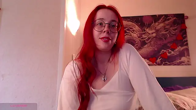Snapshot of VanessaLincum chatting on April 25, 6:16 am VanessaLincum online show from April 25, 6:16 am