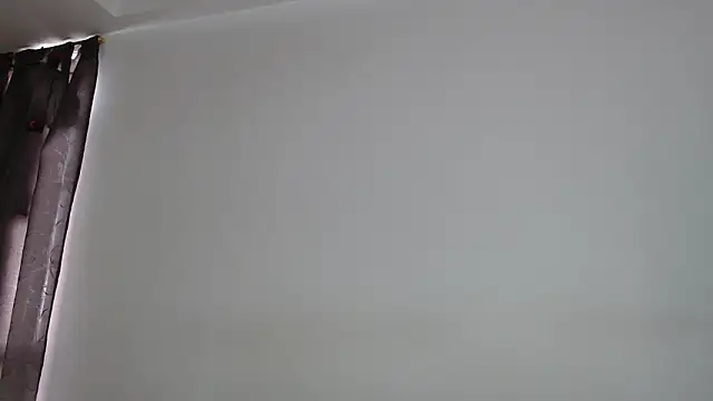 Snapshot of Sharickleon11 chatting on January 31, 8:29 pm Sharickleon11 online show from January 31, 8:29 pm