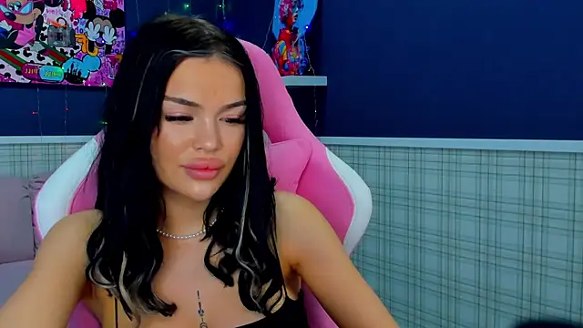 Snapshot of Angel_Sapphire_ chatting on December 23, 2:50 pm Angel Sapphire online show from December 23, 2:50 pm