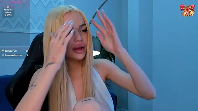 Snapshot of Angel_Sapphire_ chatting on January 12, 8:46 am Angel Sapphire online show from January 12, 8:46 am