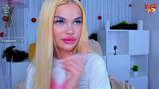 Snapshot of Angel_Sapphire_ chatting on January 26, 12:33 pm Angel Sapphire online show from January 26, 12:33 pm