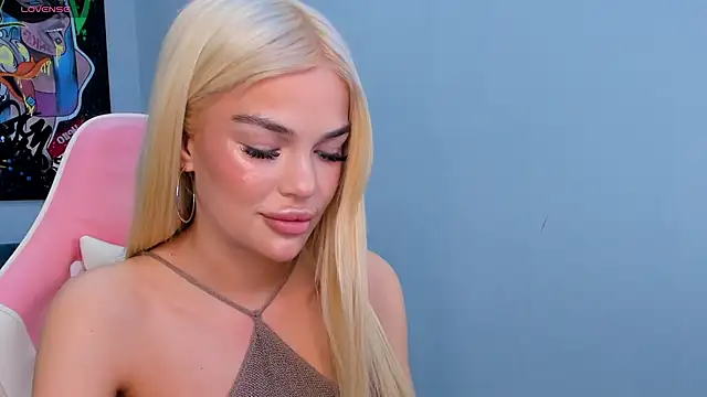 Snapshot of Angel_Sapphire_ chatting on March 1, 3:49 pm Angel Sapphire online show from March 1, 3:49 pm