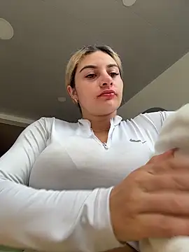 AtheneaRossi online show from March 23, 9:19 pm