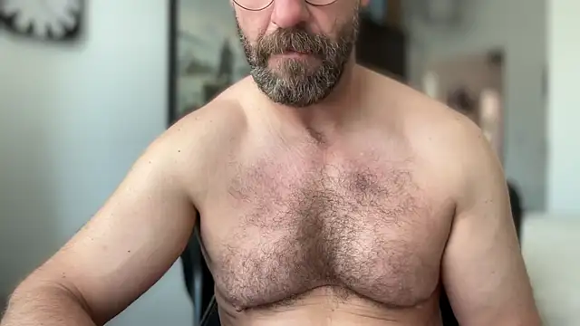 Snapshot of Mr_Beef chatting on June 19, 9:24 am Mr Beef online show from June 19, 9:24 am