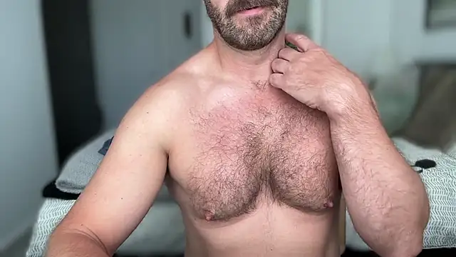 Snapshot of Mr_Beef chatting on July 19, 10:30 am Mr Beef online show from July 19, 10:30 am